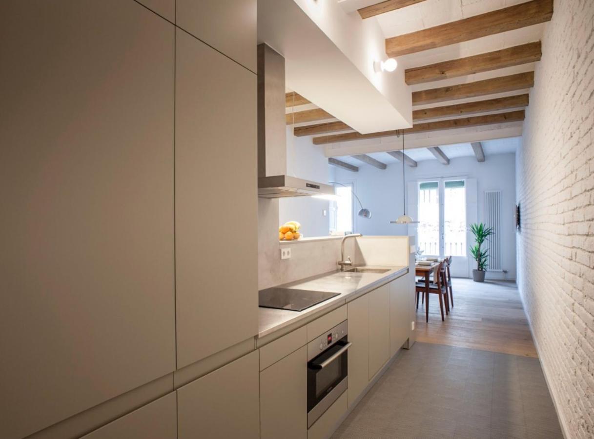 Villaroel - Modern Flat In San Antoni * Barcelona