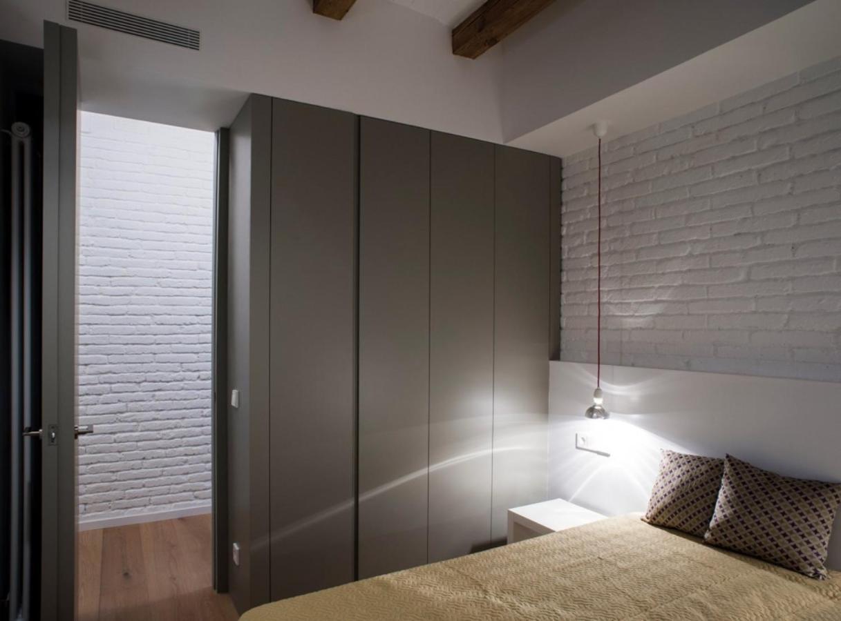 Apartment Villaroel - Modern Flat In San Antoni Barcelona